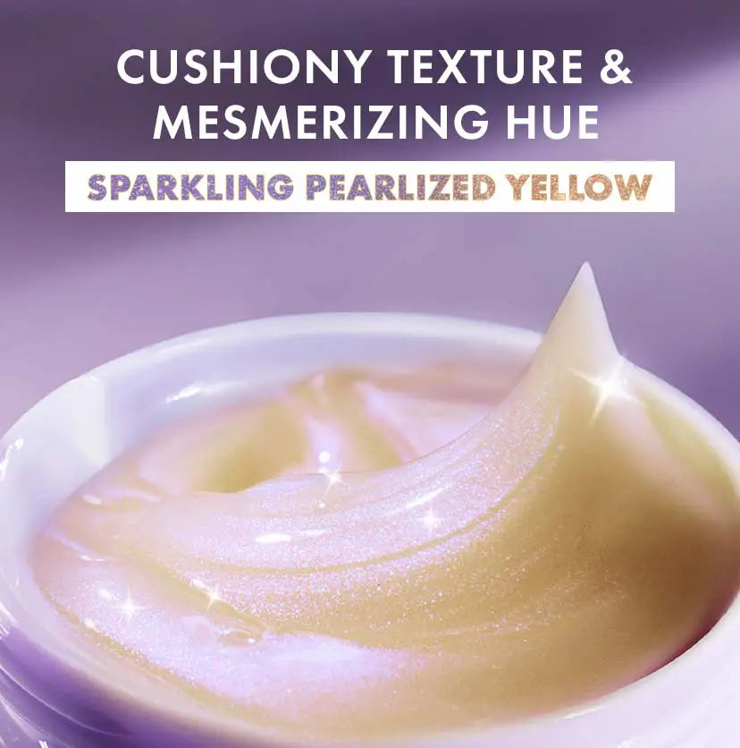 mCaffeine Super Glow Flash Facial Mask 50 gm - texture close-up of the pearlised yellow mask swirled in the jar